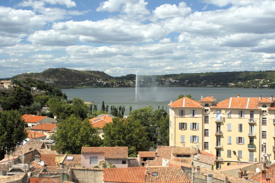 Istres widok na jezioro