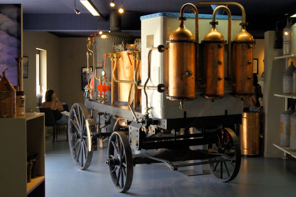 Muzeum Lawendy mobilna destylarnia lawendy