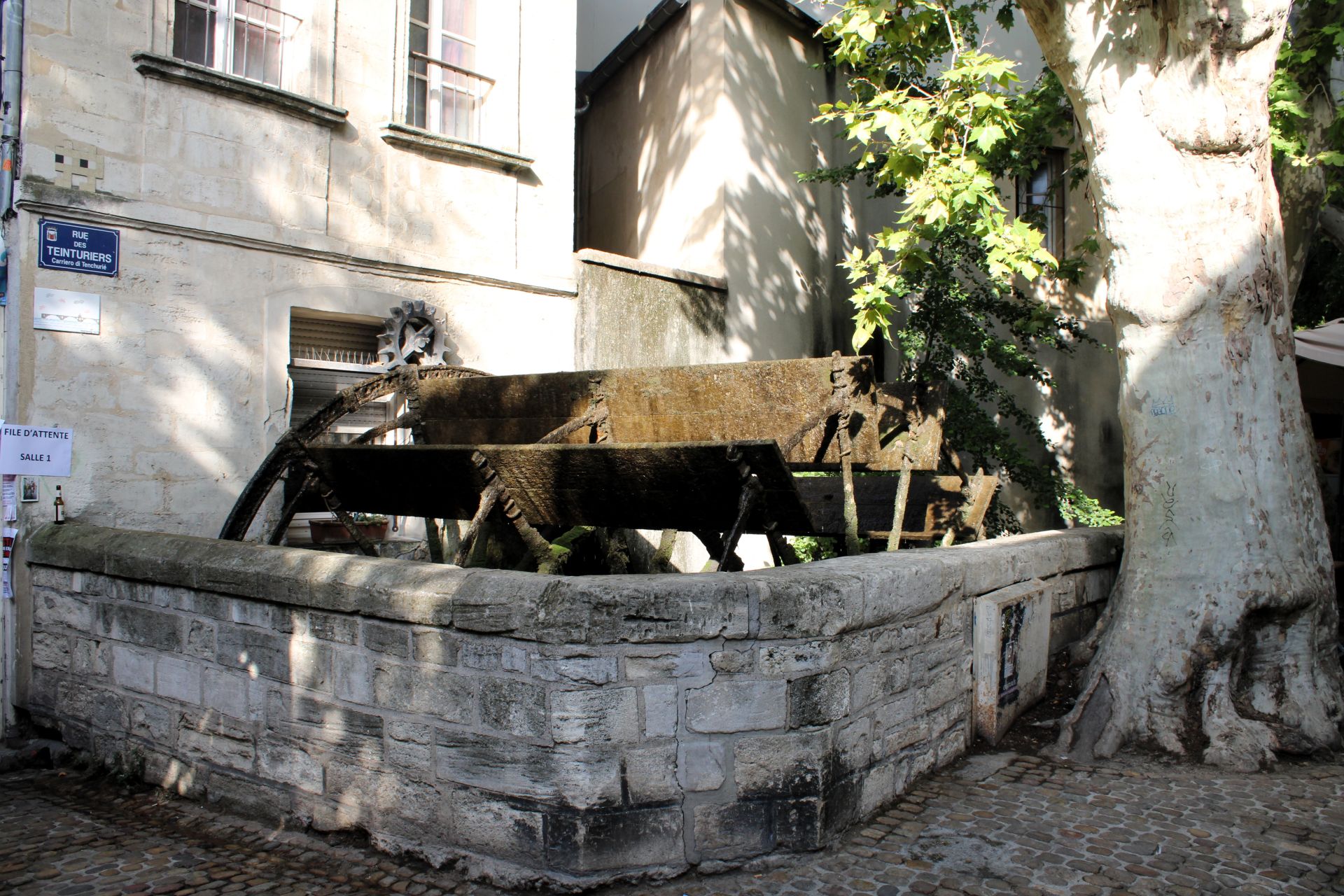 Awinion-Rue des Teinturiers